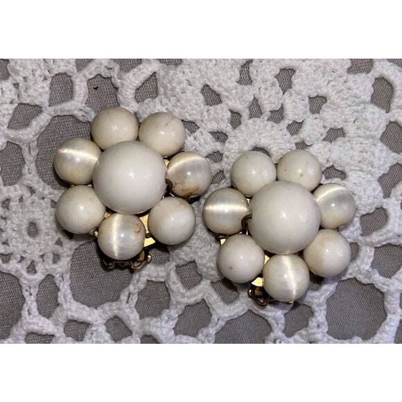 VINTAGE necklace & clip earrings - Picture 2 of 3